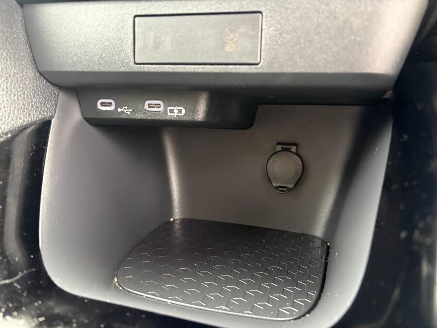 Used Toyota Yaris 2024 for sale - 76657992: Photo 38