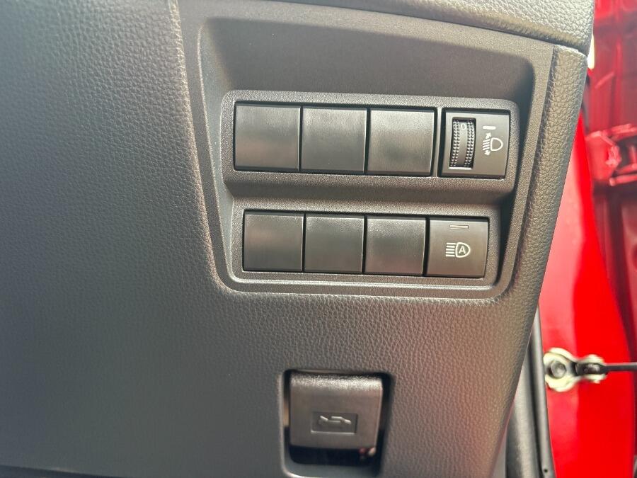 Used Toyota Yaris 2024 for sale - 76657992: Photo 40