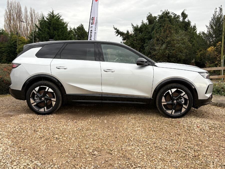 Used Vauxhall Grandland 2025 for sale - 76485009: Photo 11