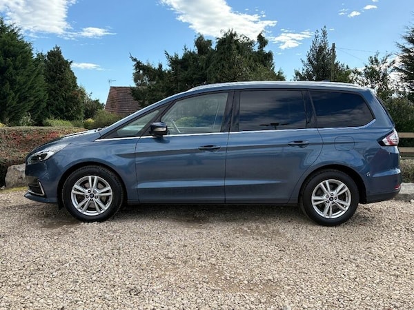 Used Ford Galaxy 2022 for sale - 76227816: Photo 4