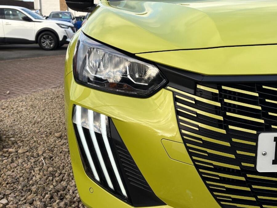 Used Peugeot 208 for sale - 76913143: Photo 12