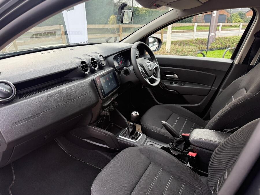 Used Dacia Duster 2022 for sale - 77131052: Photo 2