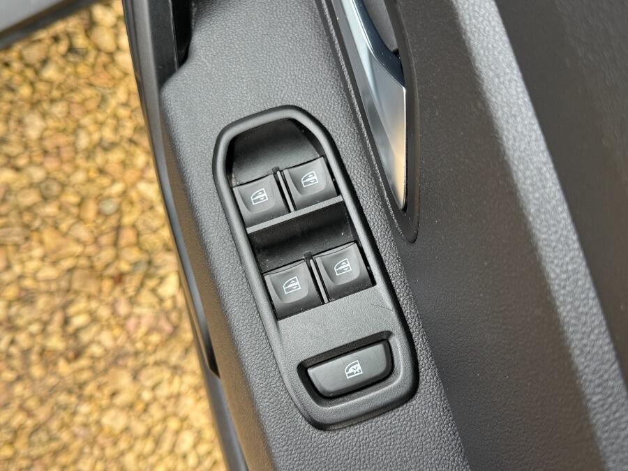 Used Dacia Duster 2022 for sale - 77131052: Photo 39