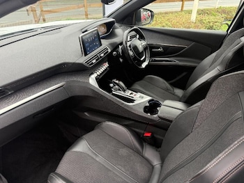 Used Peugeot 5008 2020 for sale - 77174784: Photo