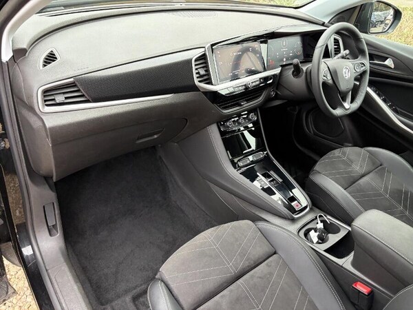 Used Vauxhall Grandland 2024 for sale - 76259764: Photo 2