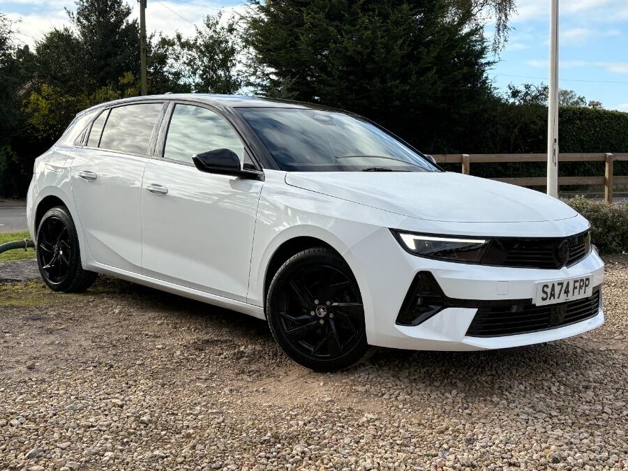 Used Vauxhall Astra 2024 for sale - 76361156: Photo 1