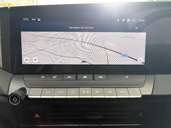 Used Vauxhall Astra 2024 for sale - 76361156: Photo