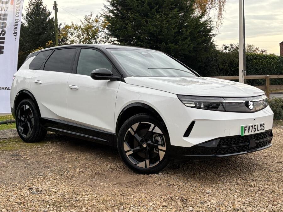 Used Vauxhall Grandland 2025 for sale - 77320379: Photo 1