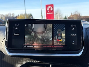 Used Peugeot 2008 2021 for sale - 76780980: Photo