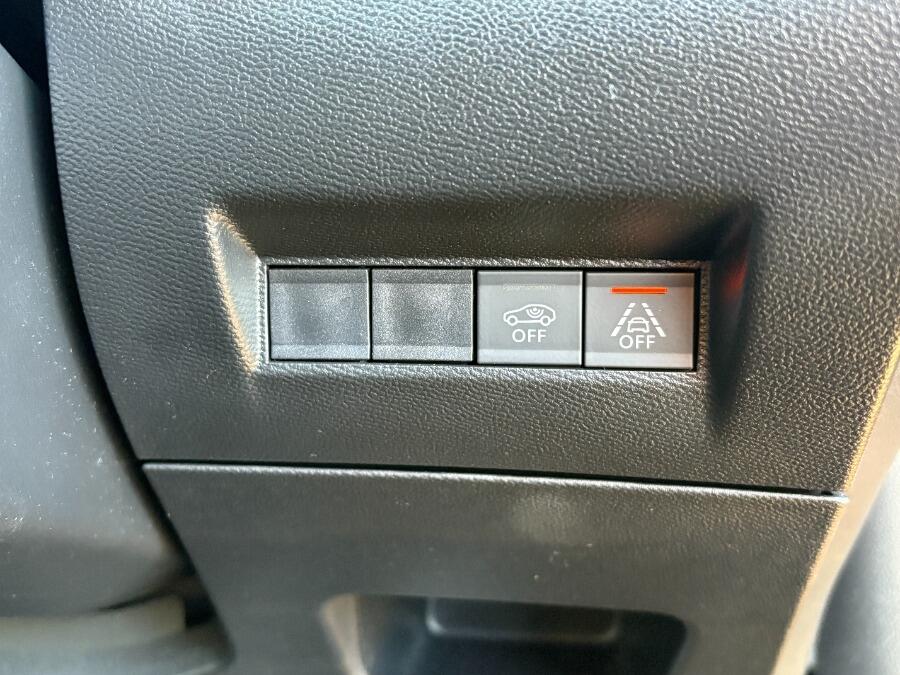 Used Peugeot 2008 2021 for sale - 76780980: Photo 40