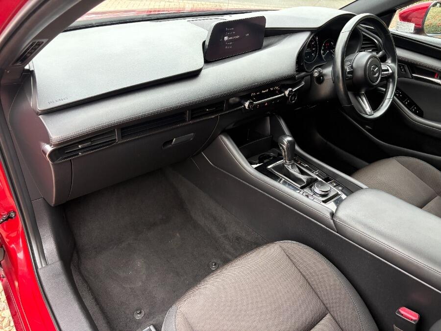 Used Mazda Mazda3 2021 for sale - 76042260: Photo 2