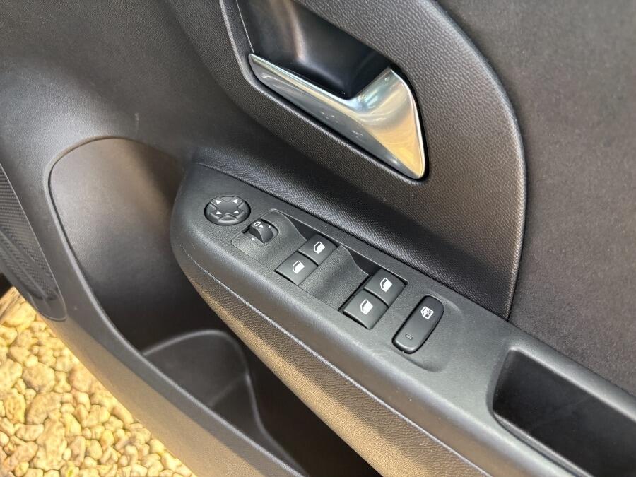 Used Vauxhall Corsa 2023 for sale - 76200240: Photo 47