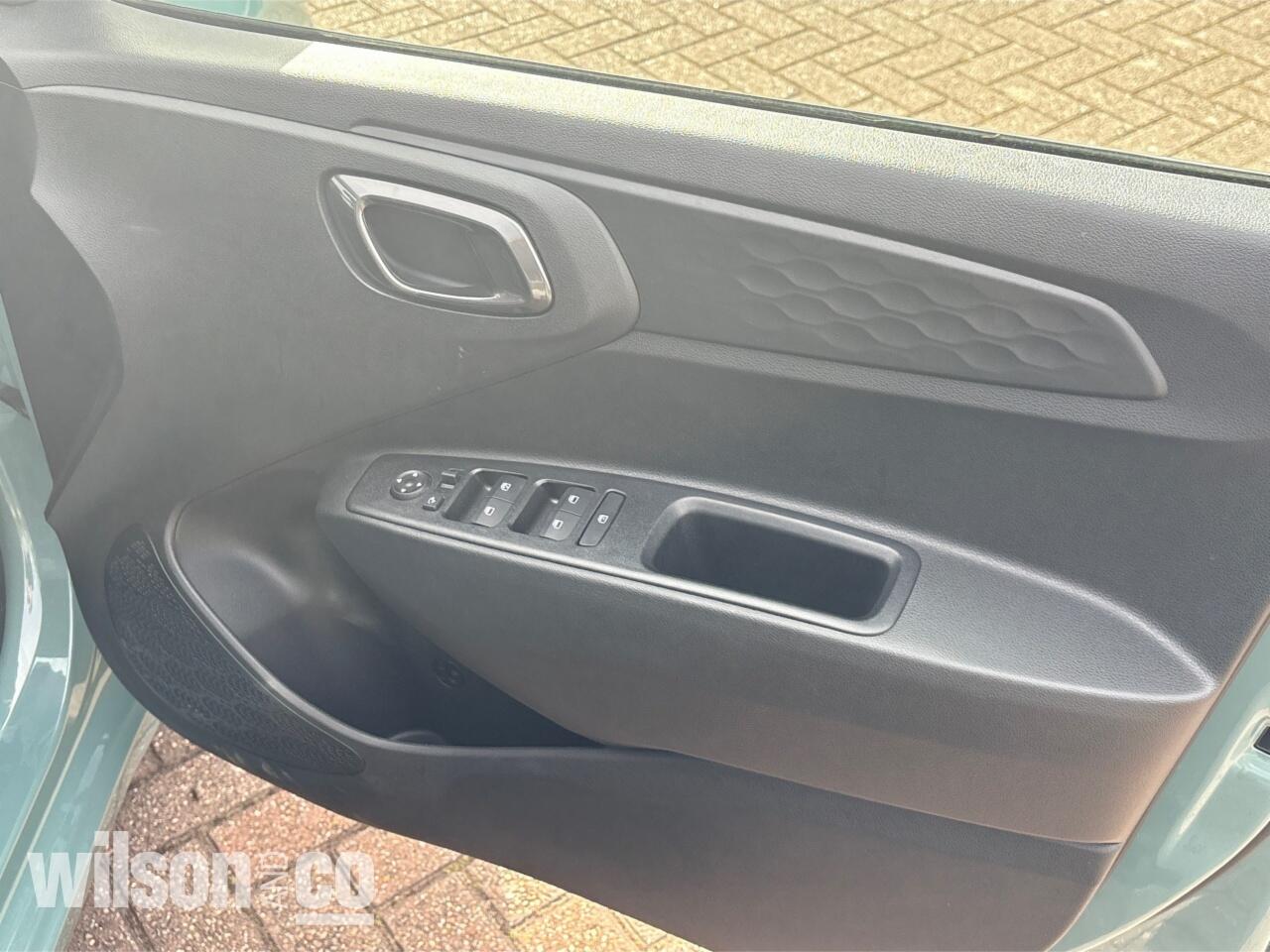 Used Hyundai i10 2024 for sale - 77940468: Photo 30