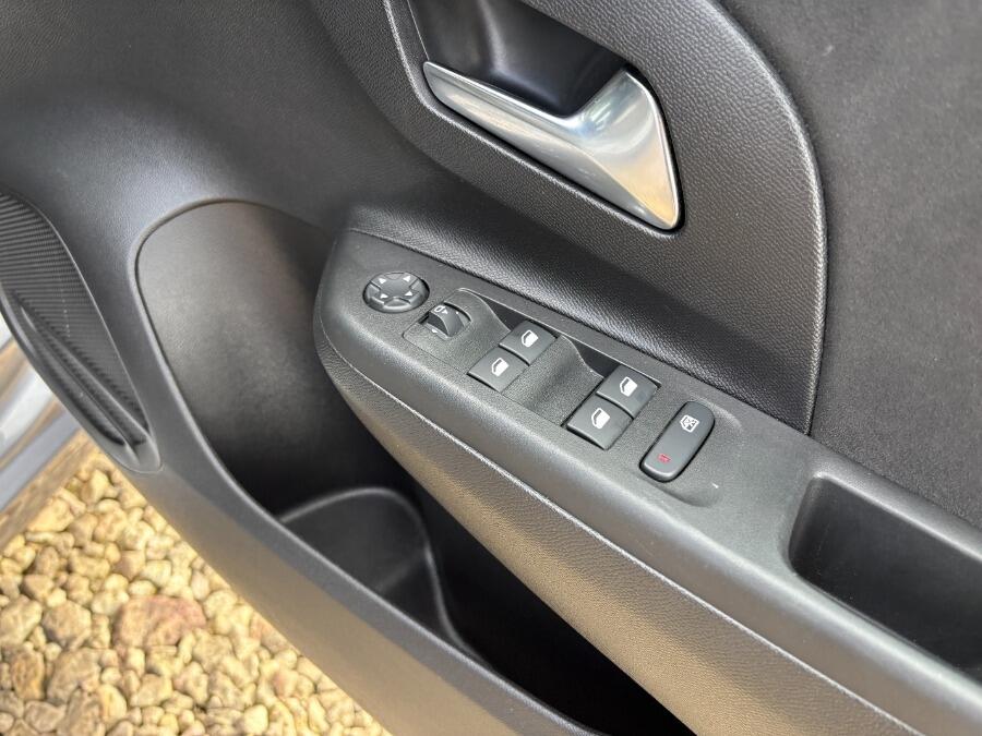 Used Vauxhall Corsa 2023 for sale - 75883532: Photo 45