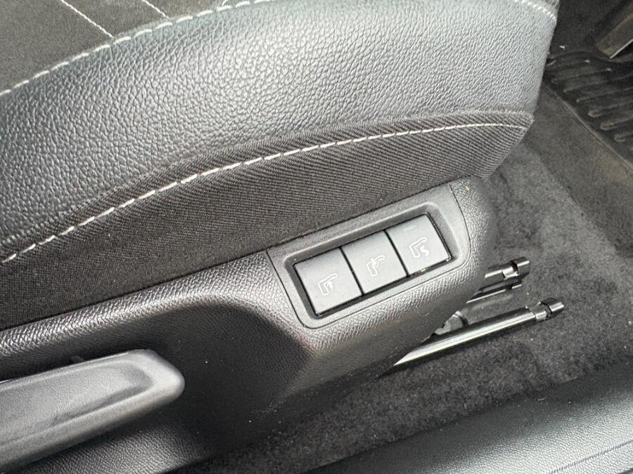 Used Vauxhall Mokka Electric 2024 for sale - 76561979: Photo 25