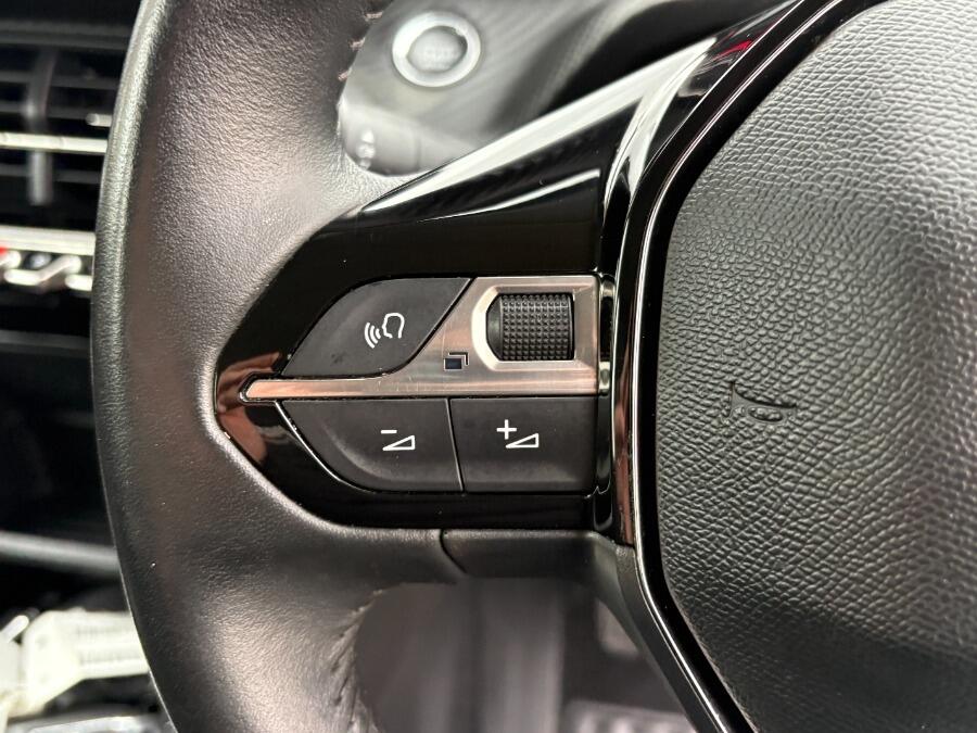 Used Peugeot 208 2022 for sale - 76484597: Photo 33