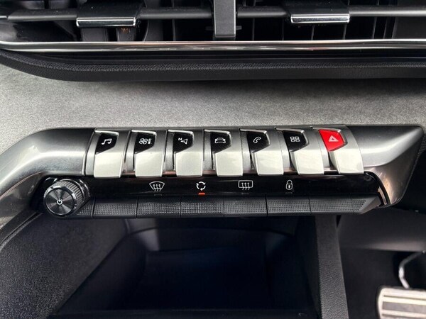 Used Peugeot 3008 2022 for sale - 76031412: Photo 42