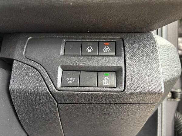 Used Peugeot 3008 2022 for sale - 76031412: Photo 44