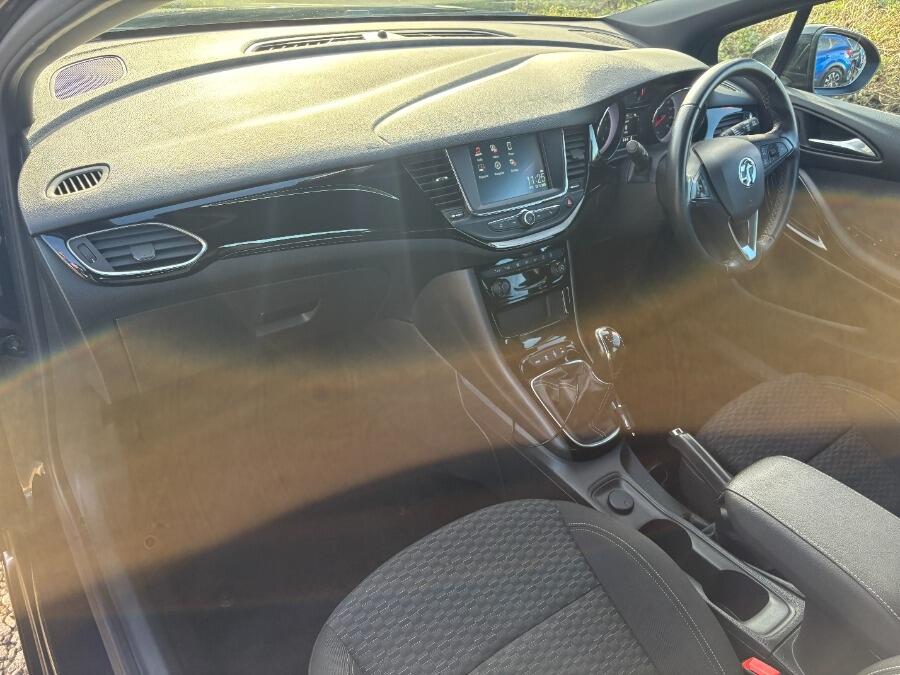 Used Vauxhall Astra 2019 for sale - 76632886: Photo 2