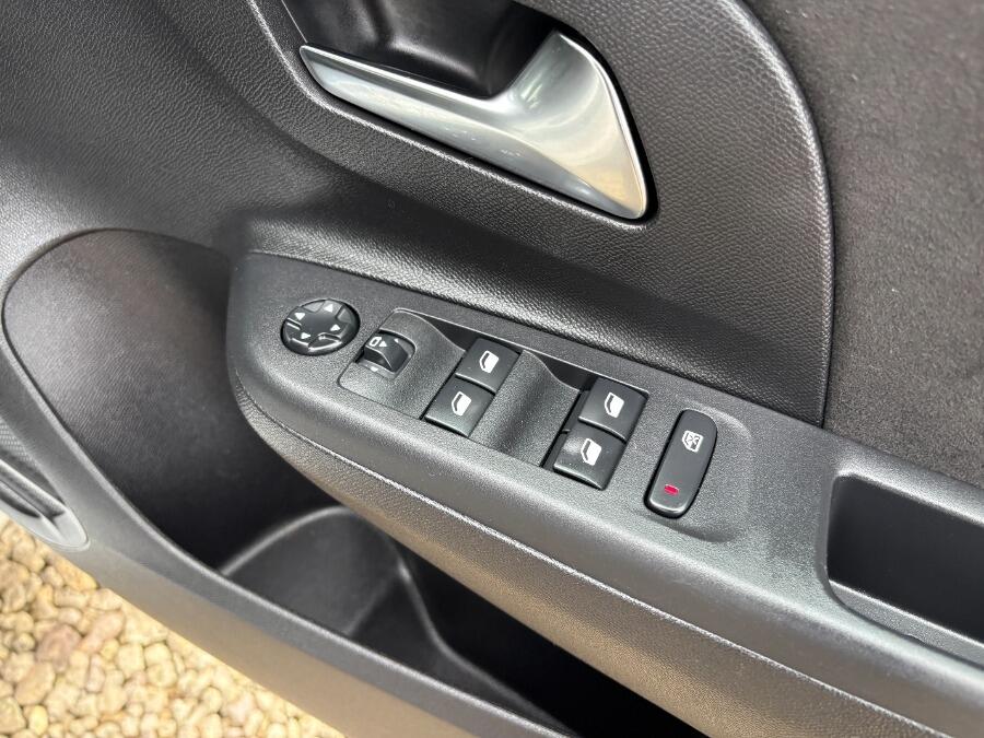 Used Vauxhall Corsa 2024 for sale - 76227457: Photo 48