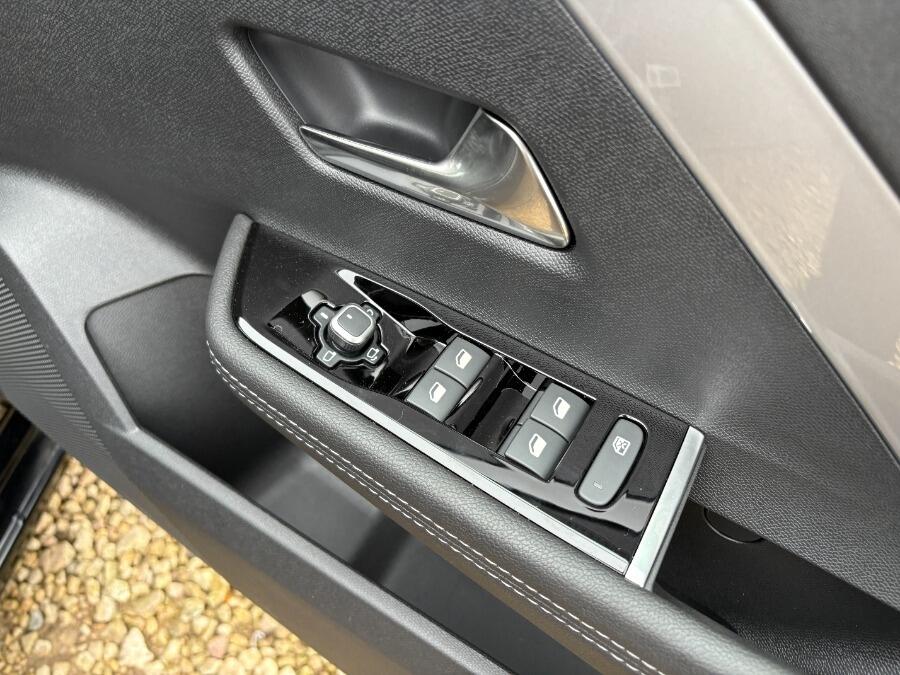 Used Vauxhall Astra 2025 for sale - 76484998: Photo 44