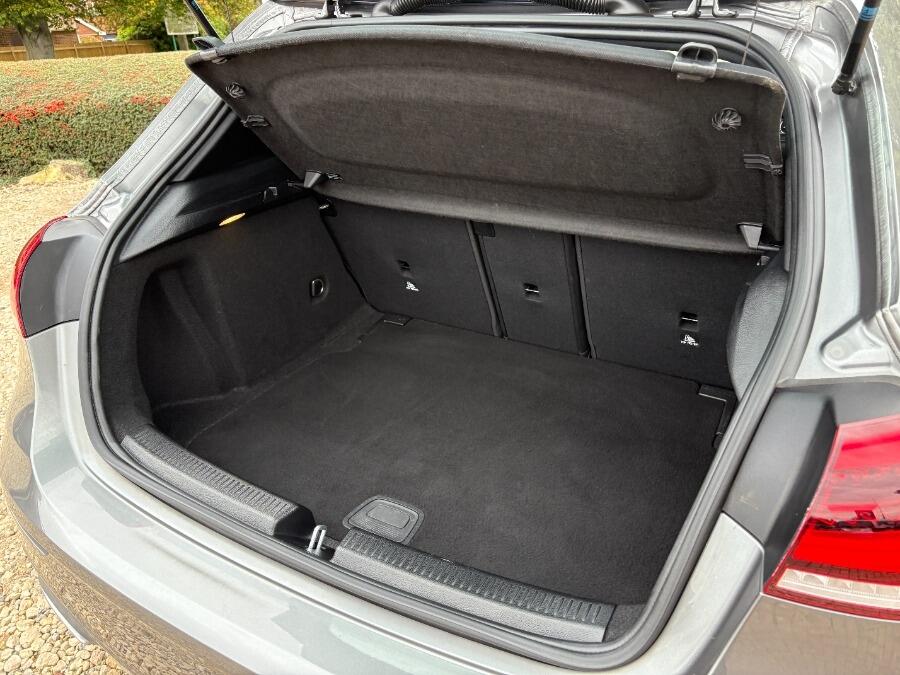 Used Mercedes-Benz A-Class 2019 for sale - 76359837: Photo 12