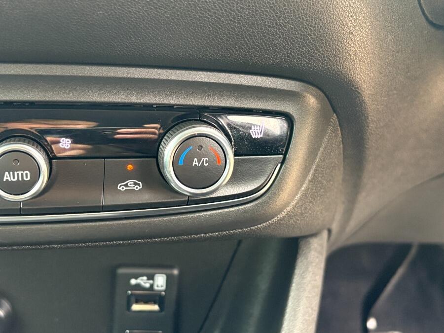 Used Vauxhall Crossland 2022 for sale - 76175150: Photo 41