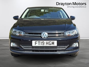Used Volkswagen Polo 2019 for sale - 79034395: Photo