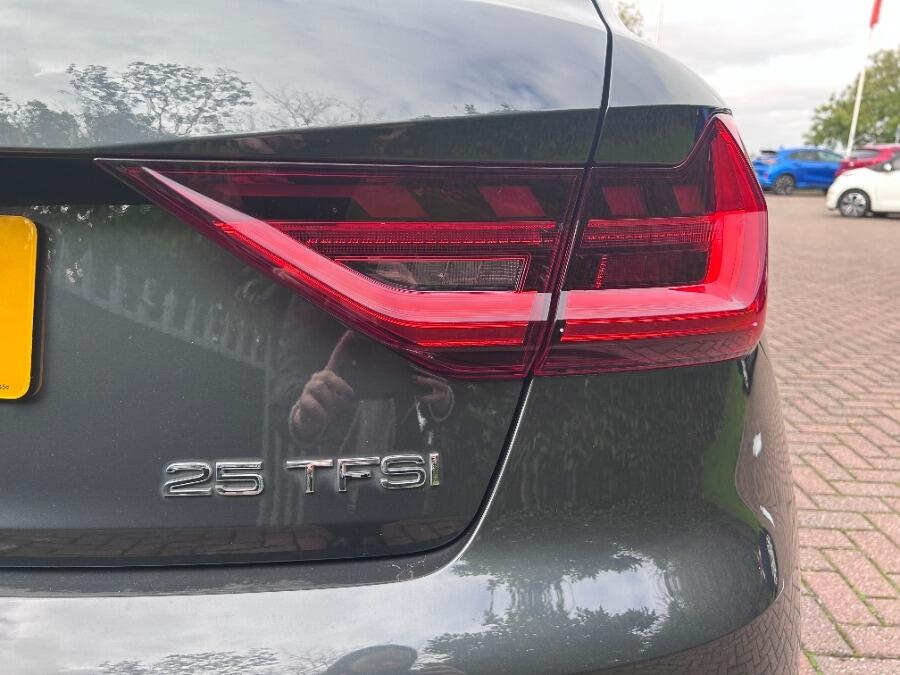 Used Audi A1 2022 for sale - 76398752: Photo 11