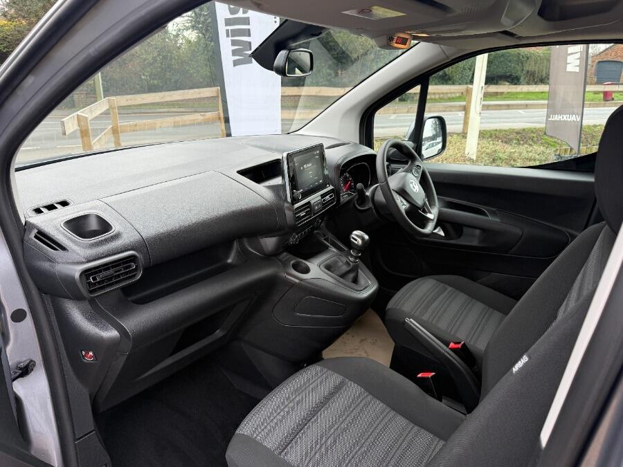 Used Vauxhall Combo Life 2020 for sale - 77131261: Photo 2