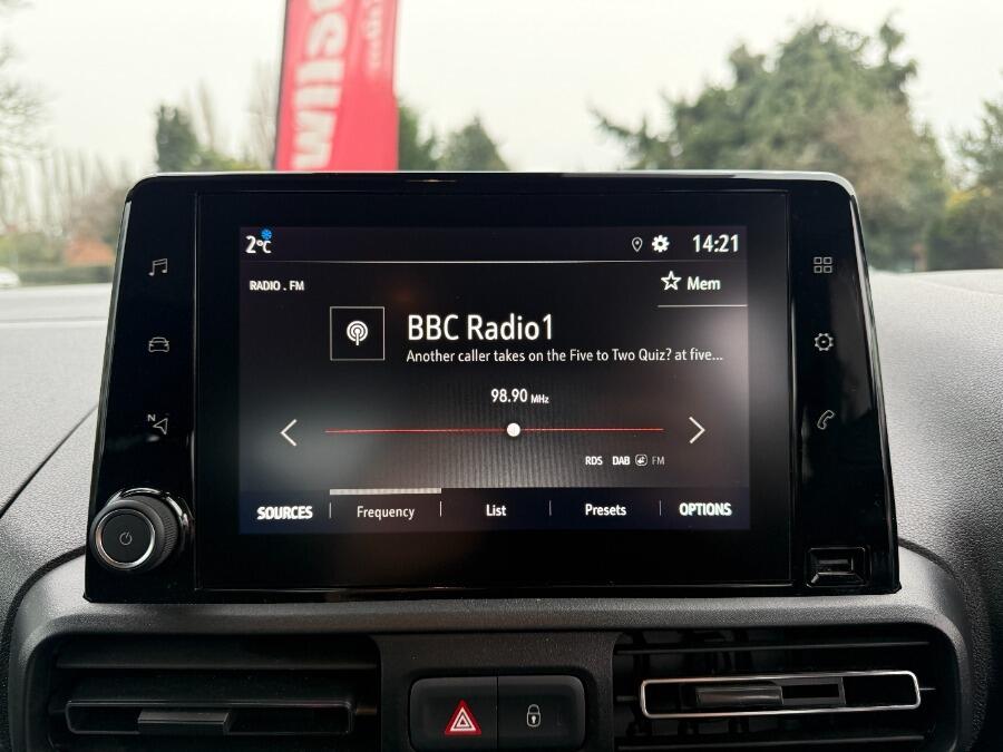 Used Vauxhall Combo Life 2020 for sale - 77131261: Photo 23