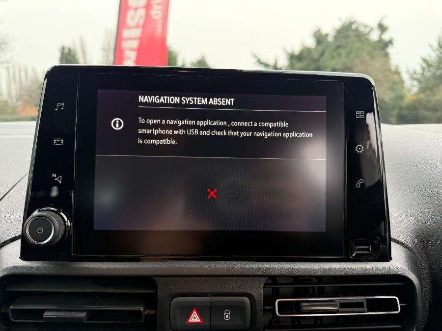 Used Vauxhall Combo Life 2020 for sale - 77131261: Photo 24