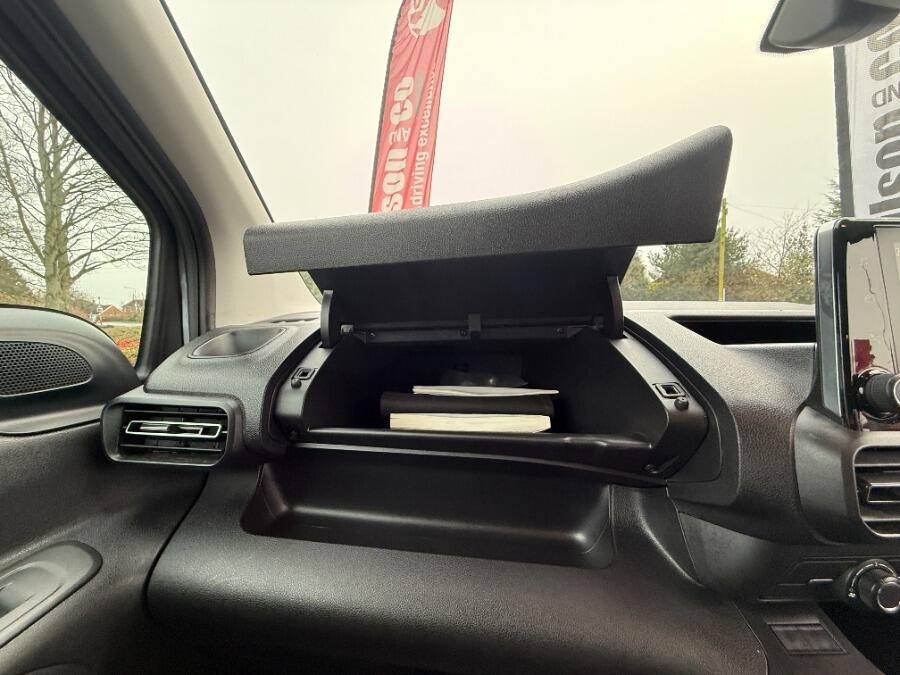 Used Vauxhall Combo Life 2020 for sale - 77131261: Photo 39