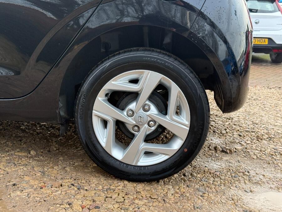 Used Hyundai i10 2021 for sale - 77203939: Photo 23