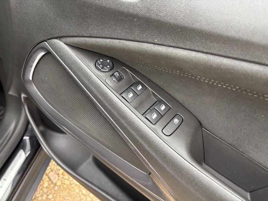 Used Vauxhall Crossland 2022 for sale - 76239693: Photo 44