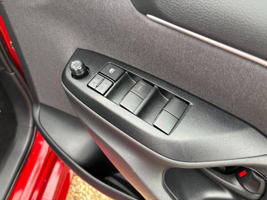 Used Toyota Yaris 2024 for sale - 77320565: Photo 41