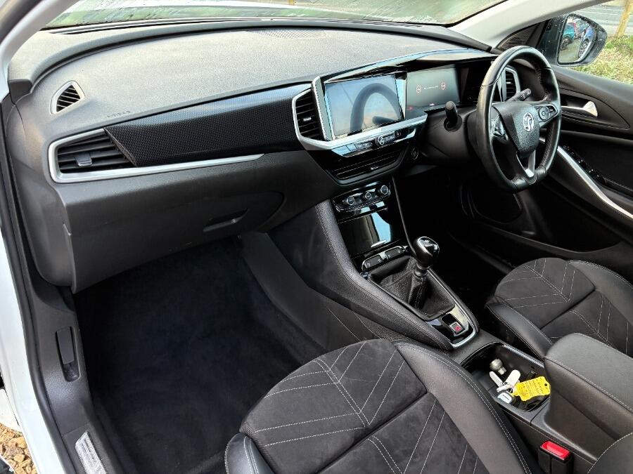 Used Vauxhall Grandland 2023 for sale - 76714130: Photo 2
