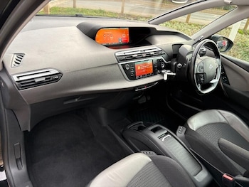Used Citroen C4 Grand Picasso 2019 for sale - 76498567: Photo