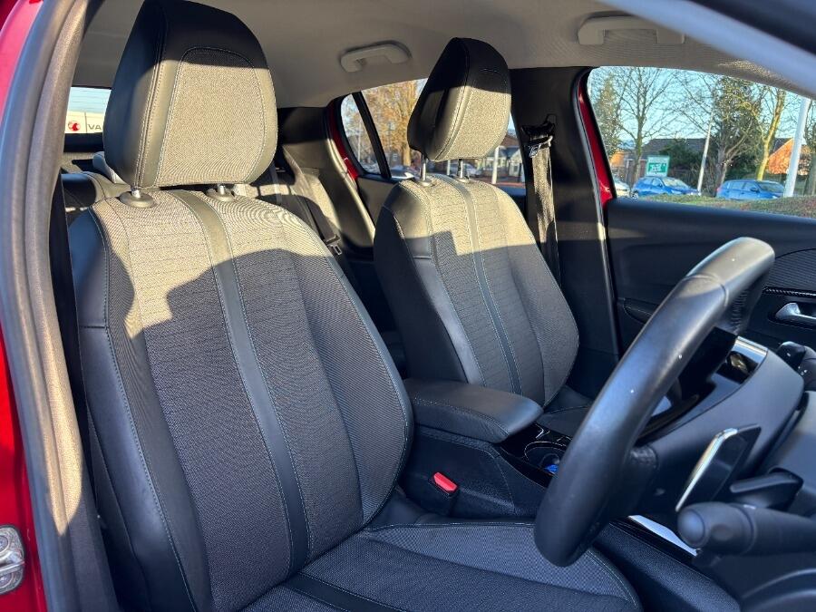 Used Peugeot 208 2022 for sale - 77320603: Photo 21