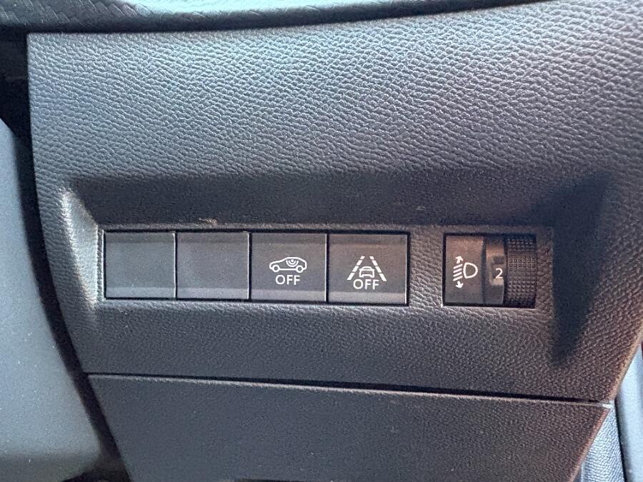 Used Peugeot 208 2022 for sale - 77320603: Photo 39