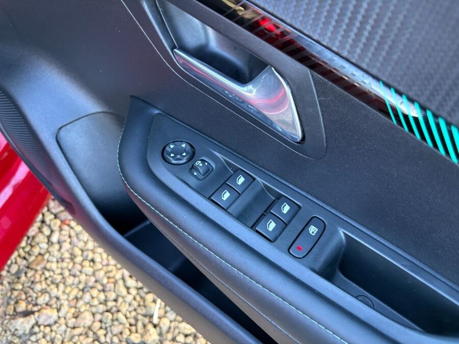 Used Peugeot 208 2022 for sale - 77320603: Photo 40