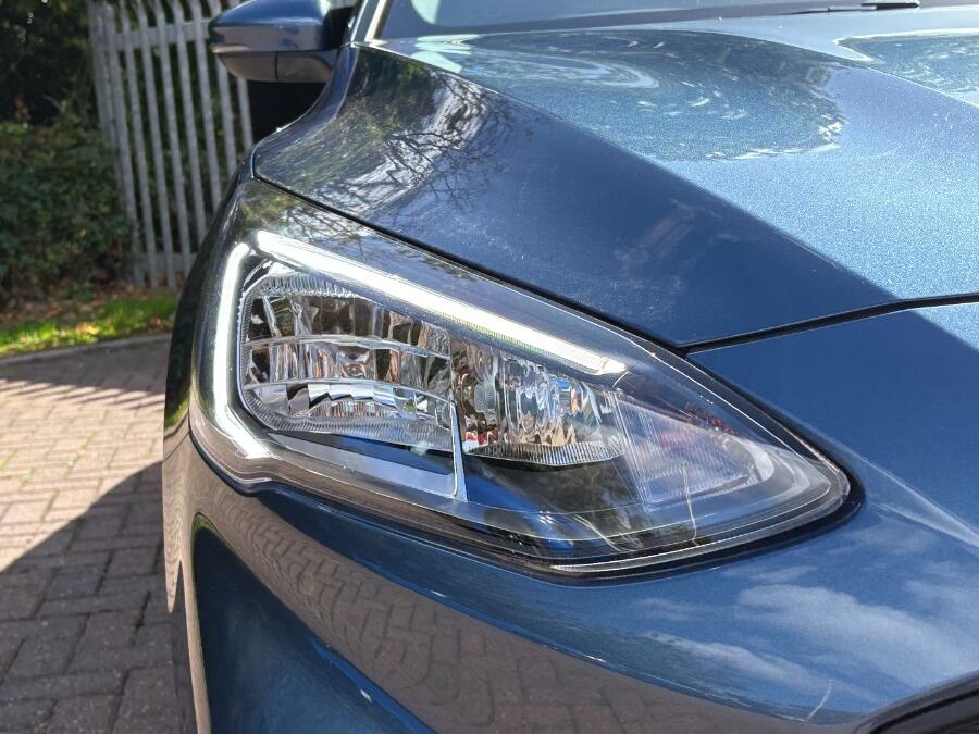 Used Ford Focus 2022 for sale - 76398067: Photo 14