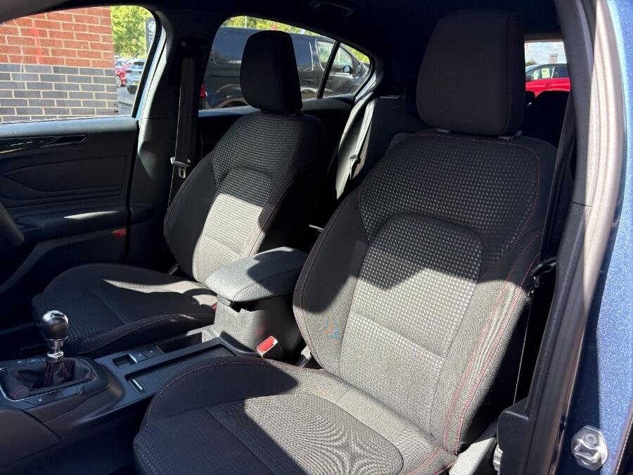 Used Ford Focus 2022 for sale - 76398067: Photo 26