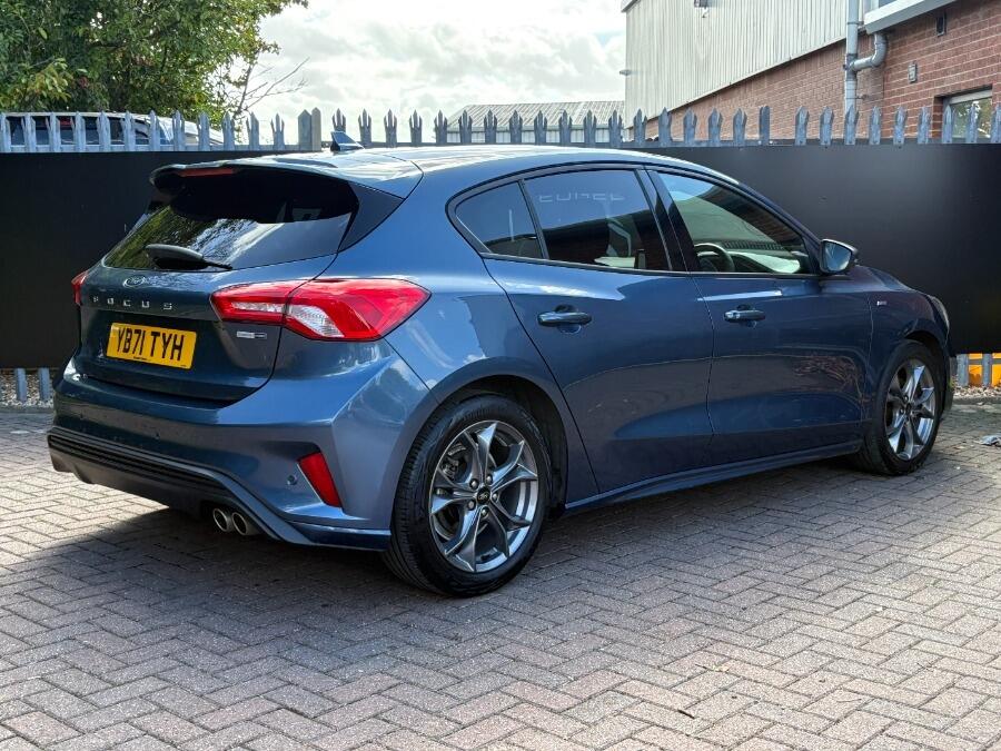 Used Ford Focus 2022 for sale - 76398067: Photo 9