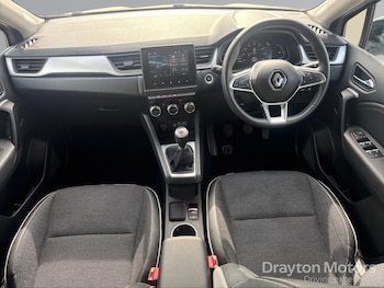 Used Renault Captur 2024 for sale - 78878907: Photo