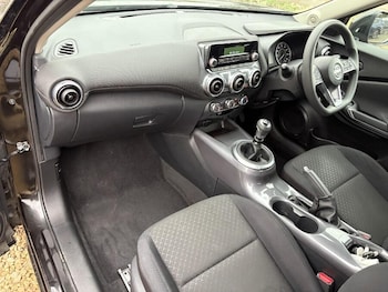 Used Nissan Juke 2023 for sale - 76360786: Photo