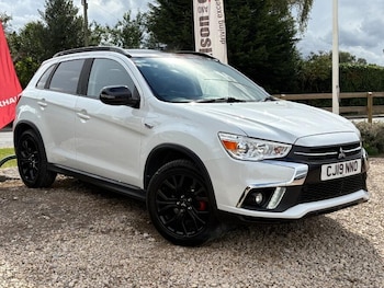(19) - 1.6 Black SUV 5dr Petrol Manual Euro 6 (117 ps)