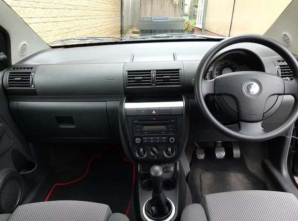 Used Volkswagen Fox 2011 for sale - 76200365: Photo 6