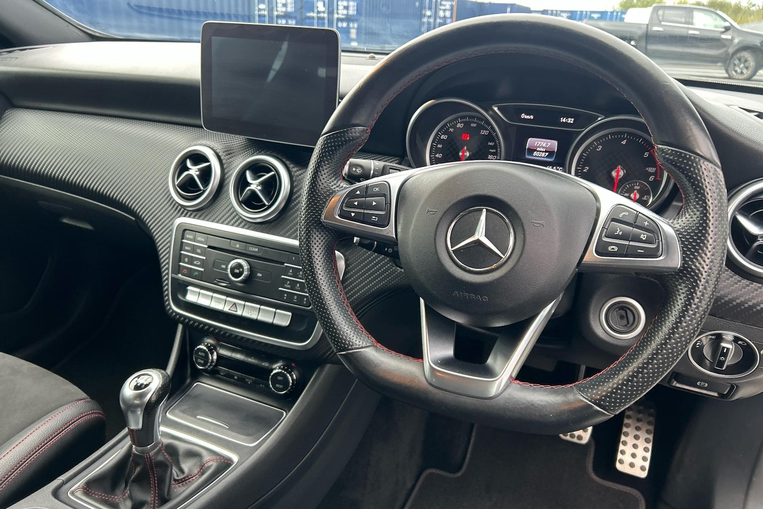 Used Mercedes-Benz A-Class 2017 for sale - 76666033: Photo 2