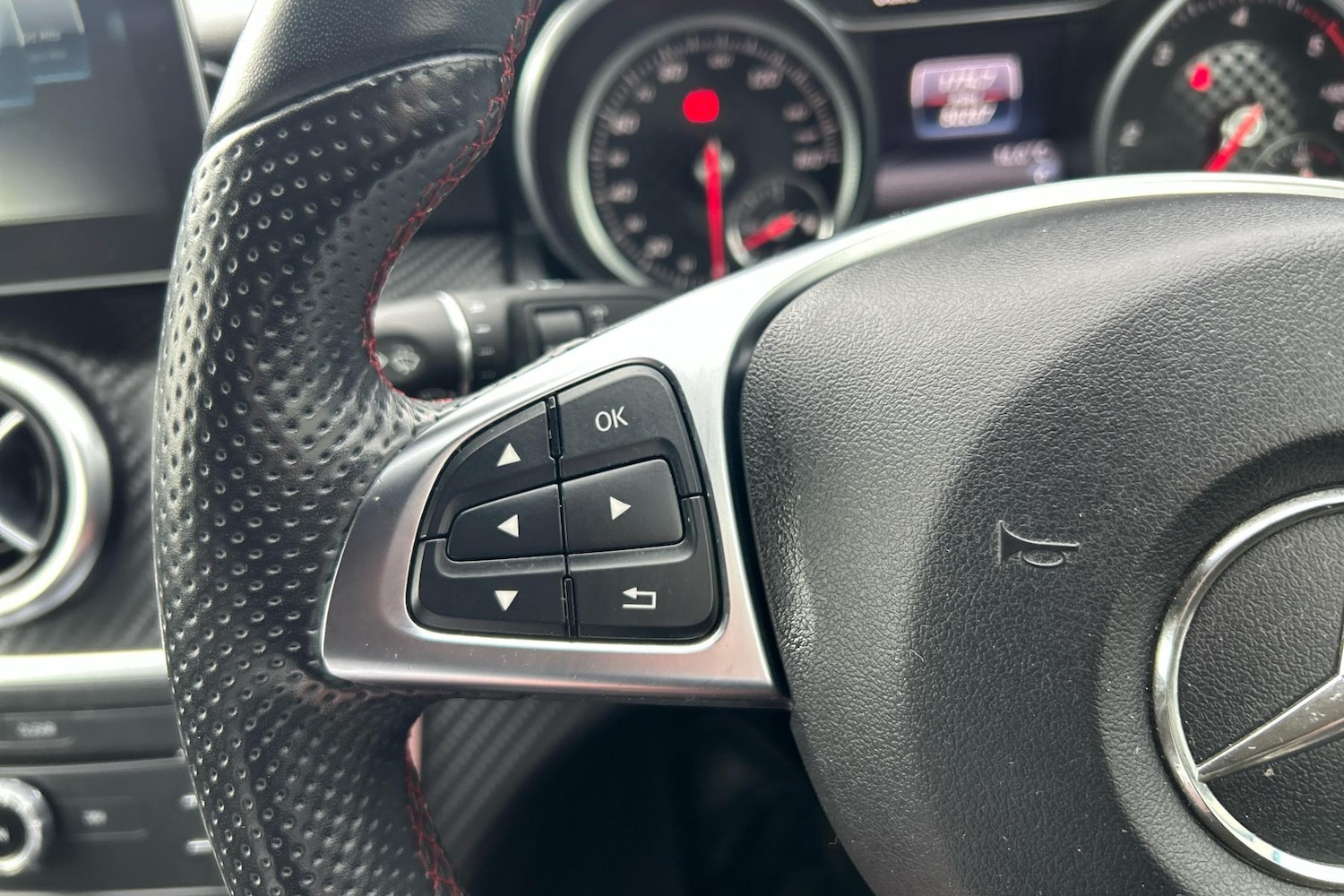 Used Mercedes-Benz A-Class 2017 for sale - 76666033: Photo 25